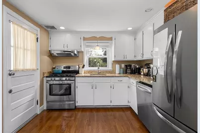 143 Perham St, Boston, MA 02132 - Photo 16