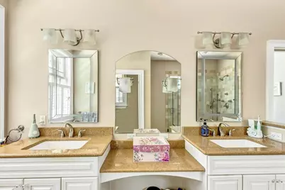 42 Iris Ln, Barnstable, MA 02675 - Photo 14