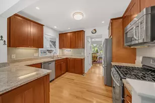 91 Hillside Dr, Wayland, MA 01778 - Photo 8