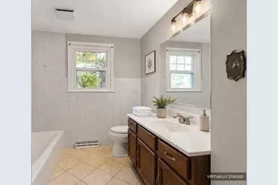 15 Blue Jay Avenue, Dracut, MA 01826 - Photo 18
