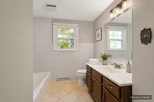 15 Bluejay Ave, Dracut, MA 01826 - Photo 18
