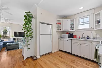 16 West Street #3, Worcester, MA 01609 - Photo 8