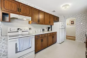 14 Sylvia St, Palmer, MA 01080 - Photo 8