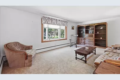 14 Sylvia St, Palmer, MA 01080 - Photo 16