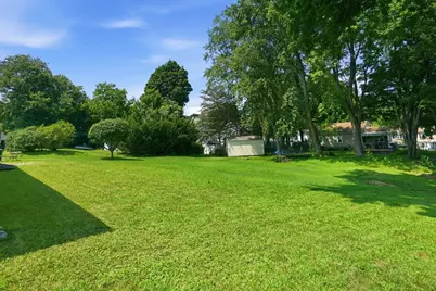 14 Sylvia St, Palmer, MA 01080 - Photo 4