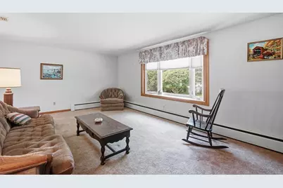 14 Sylvia St, Palmer, MA 01080 - Photo 14
