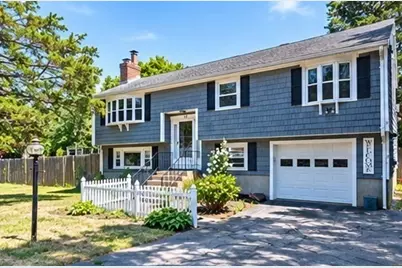23 Gratto Rd, Marshfield, MA 02050 - Photo 2