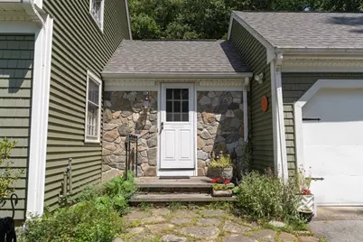 32 McGregory Rd, Sturbridge, MA 01566 - Photo 8