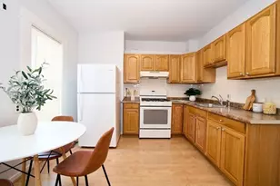 43 Mt Vernon St, Malden, MA 02148 - Photo 2