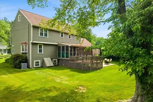 461 Hodges St, Taunton, MA 02780 - Photo 8