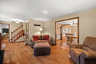 461 Hodges St, Taunton, MA 02780 - Photo 12
