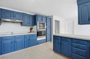 251 Mendon St, Blackstone, MA 01504 - Photo 8