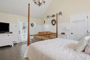 251 Mendon St, Blackstone, MA 01504 - Photo 14