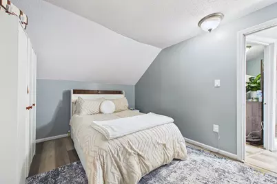 10 Ashley St, New Bedford, MA 02744 - Photo 4