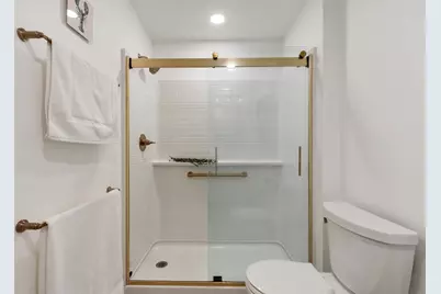 905 West St, Leominster, MA 01453 - Photo 24