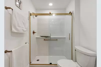 905 West St, Leominster, MA 01453 - Photo 24