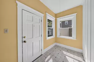 370 Maple St, New Bedford, MA 02740 - Photo 14