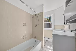 370 Maple St, New Bedford, MA 02740 - Photo 16
