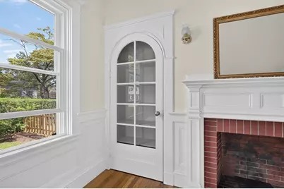 370 Maple Street #1, New Bedford, MA 02740 - Photo 10
