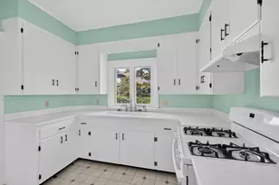 370 Maple St, New Bedford, MA 02740 - Photo 12