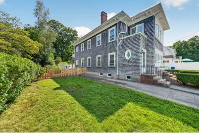 370 Maple Street #1, New Bedford, MA 02740 - Photo 2