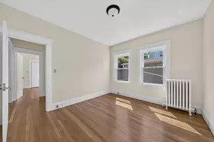 370 Maple St, New Bedford, MA 02740 - Photo 18