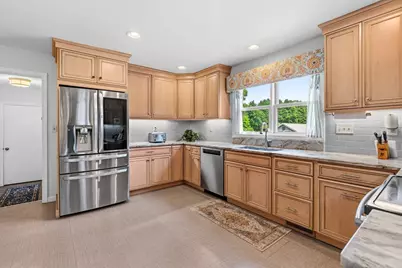 22 Miller Avenue, Southampton, MA 01073 - Photo 14