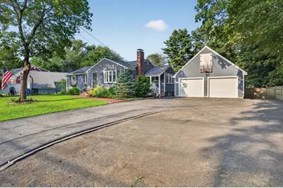 11 Haverhill Rd, Topsfield, MA 01983 - Photo 2