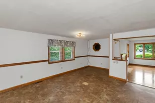 293 N Loomis St, Southwick, MA 01077 - Photo 16