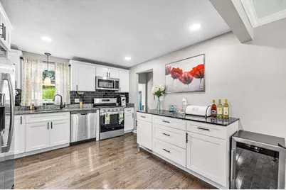 138 Endicott St, Springfield, MA 01118 - Photo 20