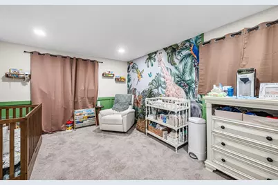 138 Endicott St, Springfield, MA 01118 - Photo 28