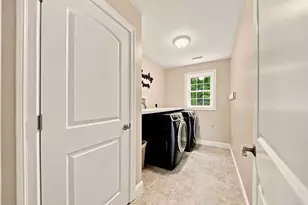 4 E Meadow Ln, Middleton, MA 01949 - Photo 28