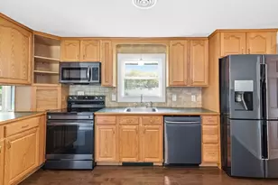 35 Dandy Rd, Brockton, MA 02302 - Photo 10