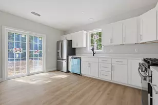 62 Noonan St, Mansfield, MA 02048 - Photo 6