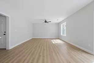 62 Noonan St, Mansfield, MA 02048 - Photo 8