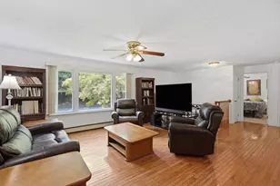114 Glenallen St, Winchendon, MA 01475 - Photo 4