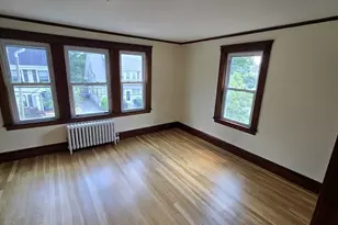 58 Caughey St, Waltham, MA 02451 - Photo 6