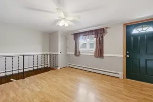 109 Greenwood Pl, Gardner, MA 01440 - Photo 4