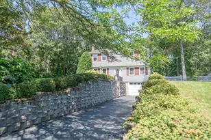 10 Pinehurst Dr, Bourne, MA 02532 - Photo 4