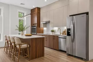 13 Warwick St, Somerville, MA 02145 - Photo 4