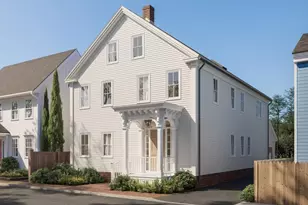 9 Lunt St, Newburyport, MA 01950 - Photo 1