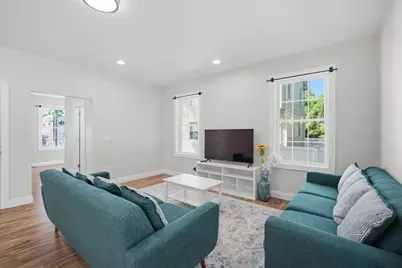 24 Medford St, Springfield, MA 01107 - Photo 6