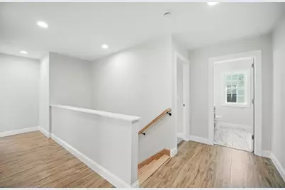 24 Medford St, Springfield, MA 01107 - Photo 26