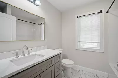 24 Medford St, Springfield, MA 01107 - Photo 18