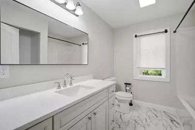 24 Medford St, Springfield, MA 01107 - Photo 24