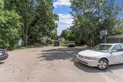 122 Winthrop St, Taunton, MA 02780 - Photo 8