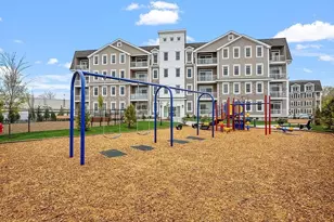 320 Middlesex Ave, Medford, MA 02155 - Photo 20