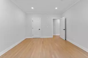 535 Newbury St, Boston, MA 02215 - Photo 14