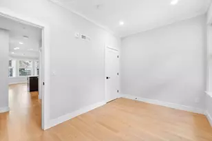 535 Newbury St, Boston, MA 02215 - Photo 10