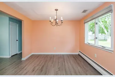 43 Catherine Dr, Peabody, MA 01960 - Photo 12